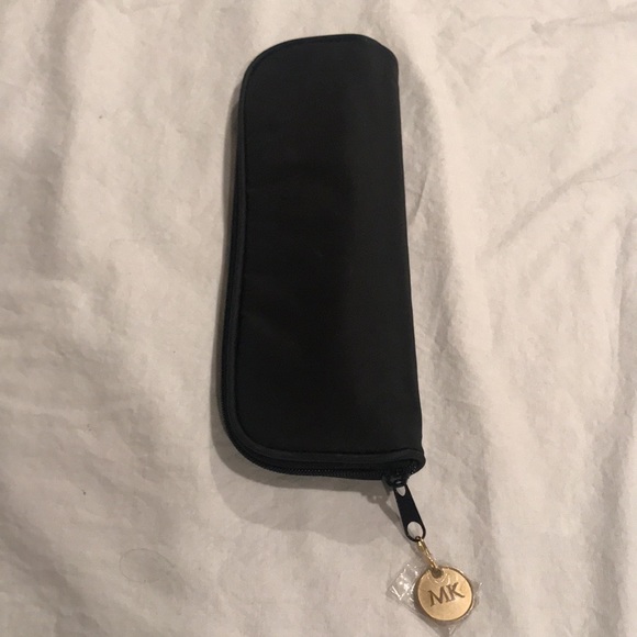 Mary Kay Professional Makeup Brush Trio Black Gold - Picture 8 of 8